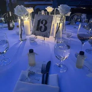 Ivory Dupioni napkin, Round Poplin linen, Arezzo brushed flatware, classico goblet