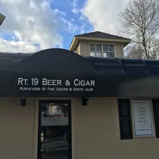 Rt 19 Beer &amp; Cigar