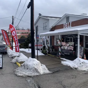 the outside of a restaurant