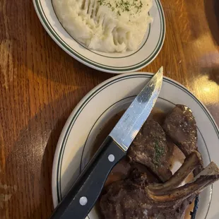 Lamb chops and garlic mashed potatoes