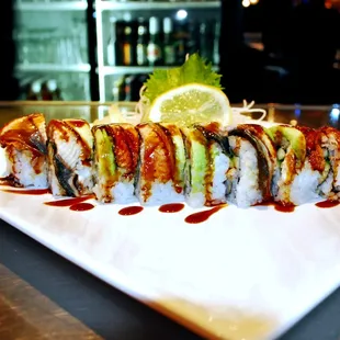 food, sushi and sashimi, sushi, sashimi