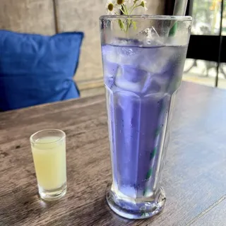 Color Changing Lemonada