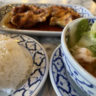 Steam rice, Spicy Chicken Wings, Wonton Soup