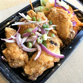LARB CHICKEN WINGS