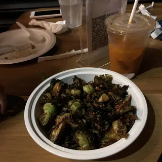 BRUSSEL SPROUTS WITH GARLIC SAUCE