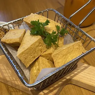 GOLDEN TOFU