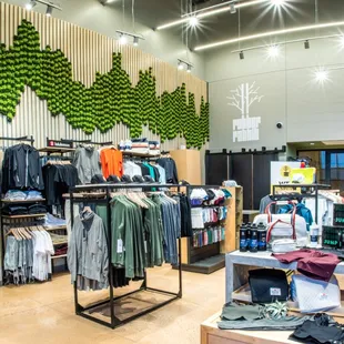 Rubber Rabbit is an active lifestyle boutique located in Hotel Chaco in Albuquerque's Sawmill District.