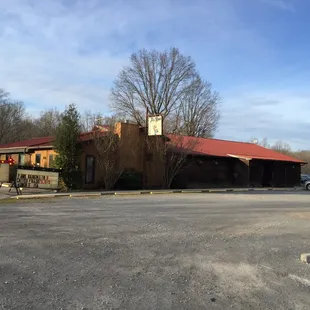 a view of a parking lot