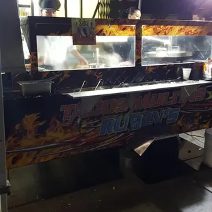 $1 tacos...Everything a taco truck needs