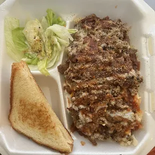 Brisket potato w salad and bread