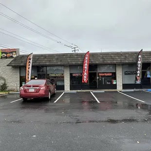 Unassuming looking restaurant from the street, it is right next to Circle K.