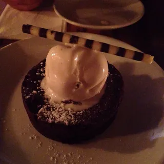 Flourless Chocolate Cake To Go