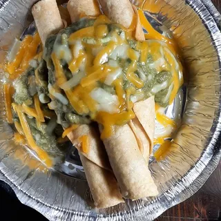 2 Taquitos with Guacamole