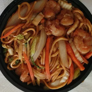 Shrimp lo mein