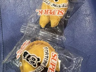 China Moon To-Go