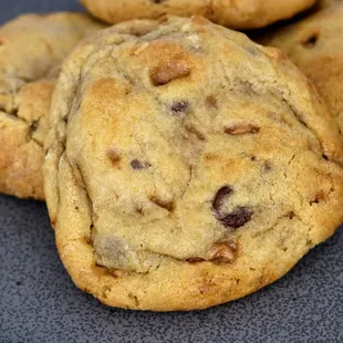 Chocolate Chip Toffee Cookies