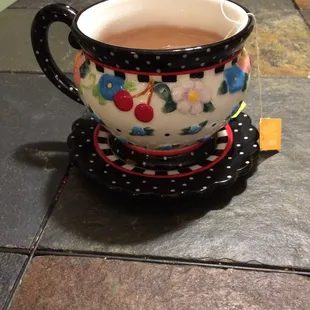 Good place to meet with a large group of friends. The Americanized food is plentiful.