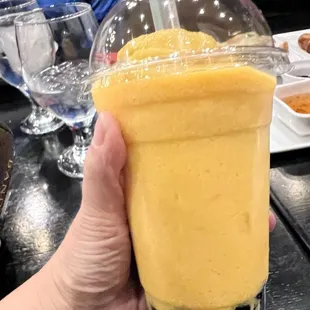 Mango smoothie