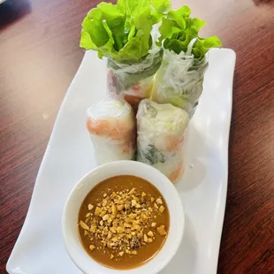 Salad rolls