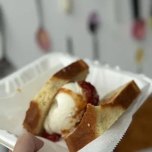 Duke hot tomato summer special