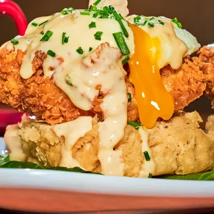 food, fried chicken, chicken wings, chicken wings and fried chicken, chicken, poultry, bbq wings, fried chicken wings, bbq chicken