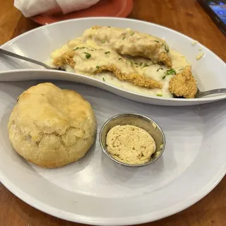 Fried Catfish & Grits