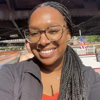 Rodneayna G.