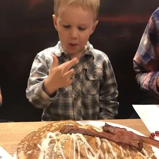 Cinnamon Swirl Pancakes