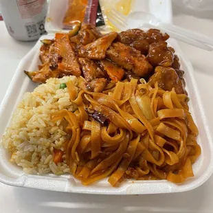 Combo (Pad Thai Noodles, Fried Rice, Mango &amp; Spicy Chicken)