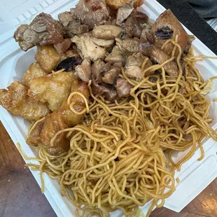Mango chicken and grilled chicken with lo mein (Combo 2)