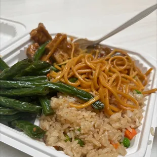 Ordered veg combo and the it was quite good :)