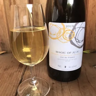 A delicious white wine! Hee