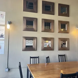 Mirror wall