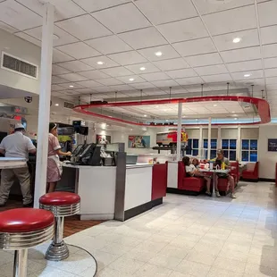 diners in a diner