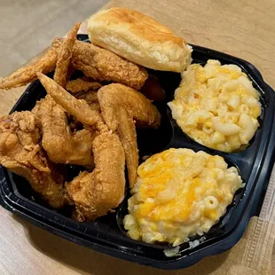 Fried Chicken with Mac &amp; Cheese