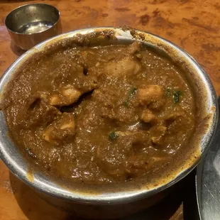 Curry chicken