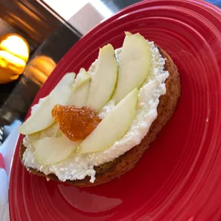 Ricotta pear toast