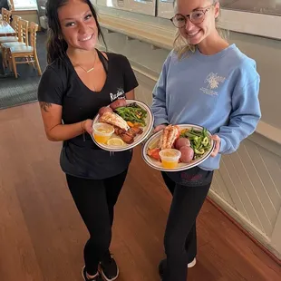 Fresh Seafood &amp; Friendly Staff