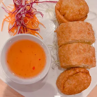 Rudees Egg Rolls