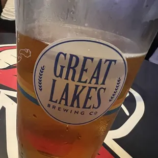 The Great Lakes Amber ale - perfect with the burger!