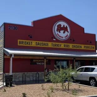 Tucson&apos;s new Rudy&apos;s BBQ