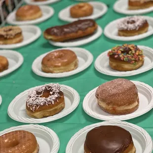 a table full of doughnuts