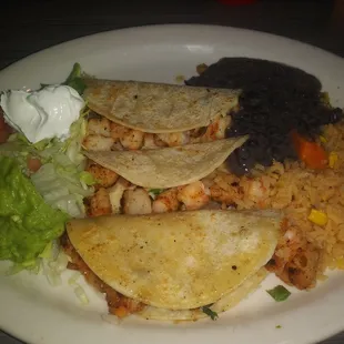 Shrimp taco-quesadilla