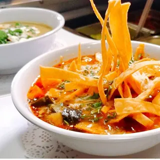 Rustic Chicken Tortilla Soup