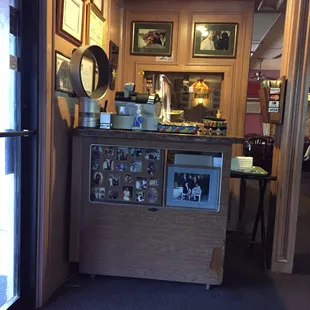 The front of Rudy's.