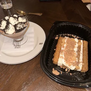 Silk pie &amp; carrot cake to go