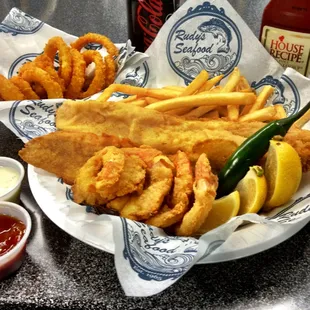 The Daily Special w/ 2 fish and 3 jumbo shrimp