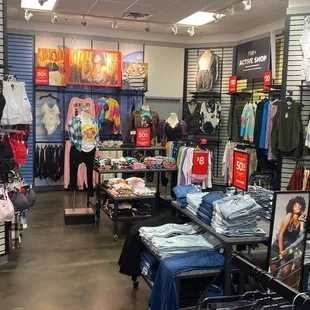 This is the PLUS department, they offer at Rue21!