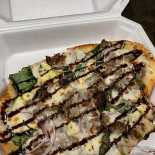Steak flat bread