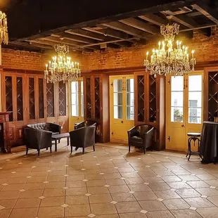 The Prohibition Room above Old Absinthe House